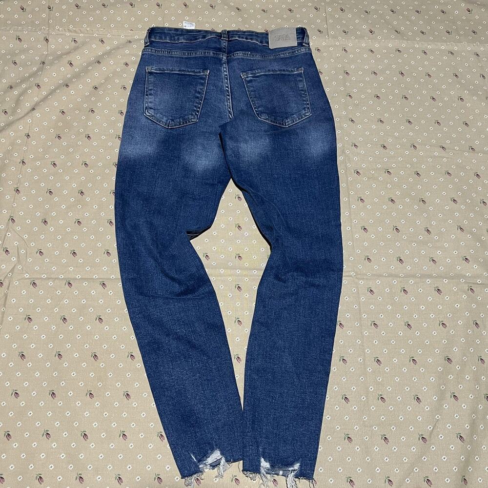ZARA Jeans Womens 6 Blue Skinny Distressed‎ Raw Hem Frayed Ankle Medium Wash - Picture 2 of 12
